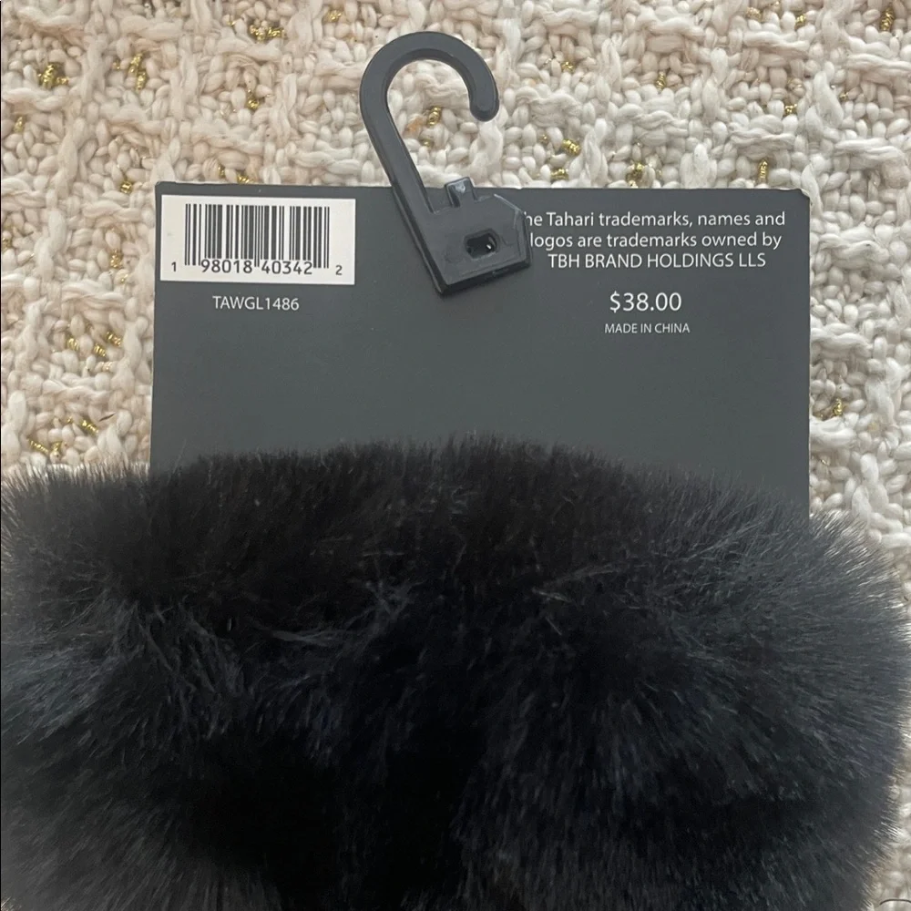 Tahari Black Faux Fur Cuff Women's Gloves